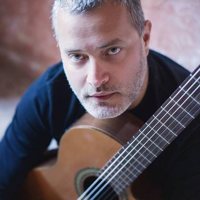 Παναγιώτης Μάργαρης «Από τους Queen στον Μάνο Χατζιδάκι» την Κυριακή στην Πάτρα