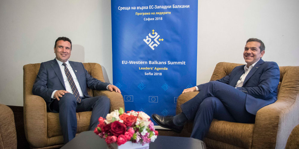 Τηλεφωνική επικοινωνία Τσίπρα - Ζάεφ για το Σκοπιανό