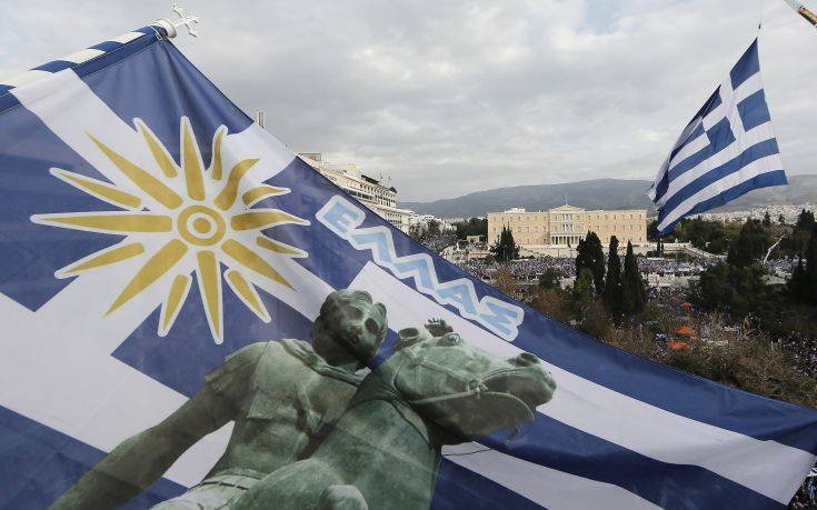 Τι απαντούν οι διοργανωτές των συλλαλητηρίων στον Καρανίκα για τα «εθνίκια»