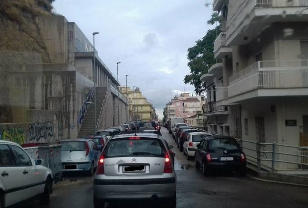 Πάτρα: Μποτιλιάρισμα στο κέντρο - Σημειωτόν η Κανακάρη- Πάνω από 25 λεπτά η αναμονή - ΦΩΤΟ