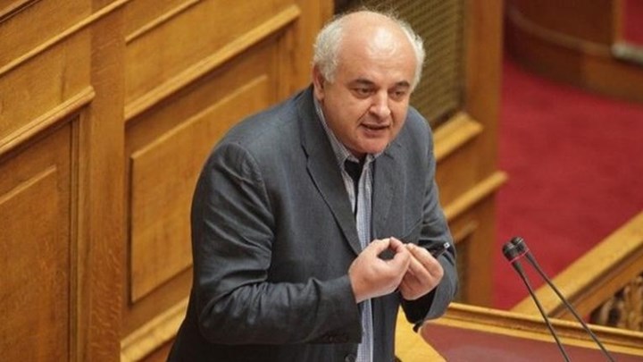 Καραθανασόπουλος: Tο ΚΚΕ δεν πρόκειται να γίνει συμπλήρωμα ούτε του ΣΥΡΙΖΑ ούτε της ΝΔ