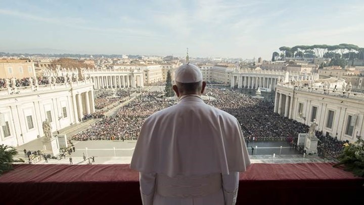 Βατικανό: Δεν είναι σωστό όλο το βάρος του μεταναστευτικού να πέφτει στην Ιταλία και την Ελλάδα
