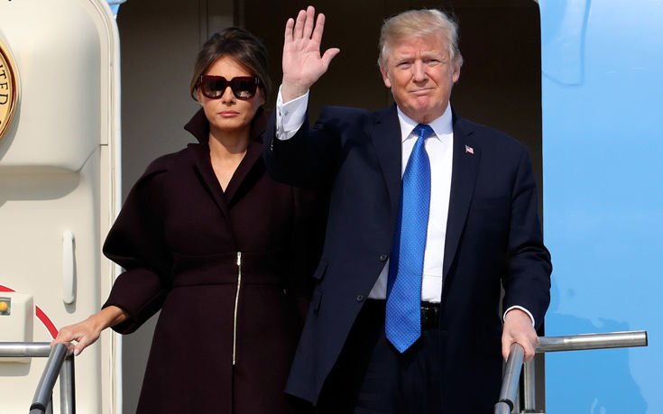 Η Μελάνια «τράβηξε το αυτί» του Τραμπ για τα παιδιά των μεταναστών - Η πρώτη κυρία επισκέφθηκε κρατητήριο στο Τέξας