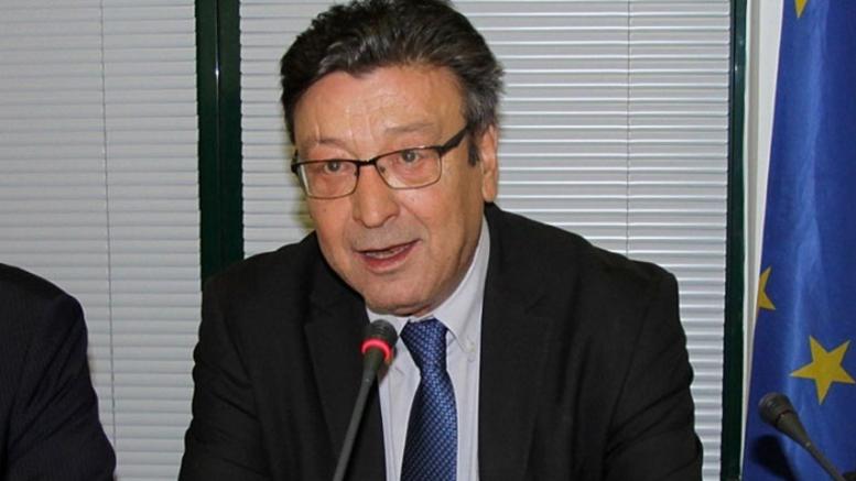 Πέθανε ο Καθηγητής Βασίλης Καρύδης - Είχε διατελέσει βοηθός Συνηγόρου του Πολίτη