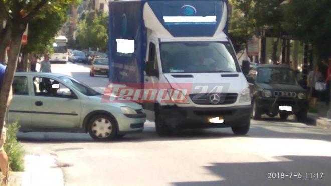 Πάτρα: Τροχαίο στο κέντρο - Επί ημέρες εκτός λειτουργίας τα φανάρια