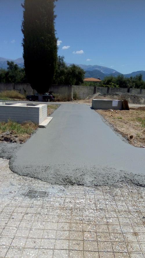 Πάτρα: Εργασίες στο Β' Δημοτικό Κοιμητήριο - ΦΩΤΟ