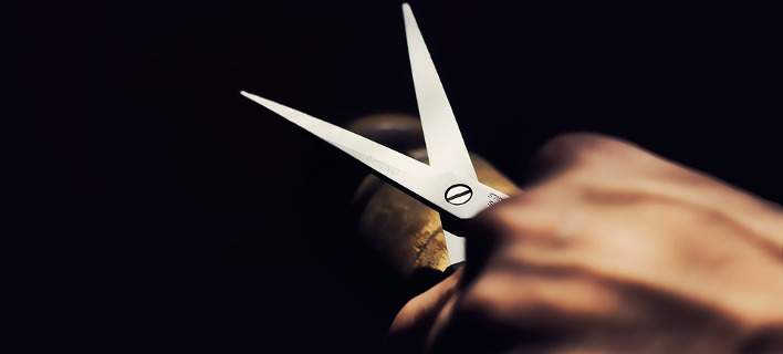 Τα «μεγάλα» μέσα επιστρατεύει ο Ερντογάν: Ιμάμης προσεύχεται να υποτιμηθεί το δολάριο - ΒΙΝΤΕΟ