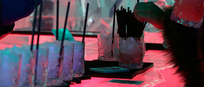 Ζάκυνθος: Καταγγελία τουριστών για δηλητηρίαση από ποτό