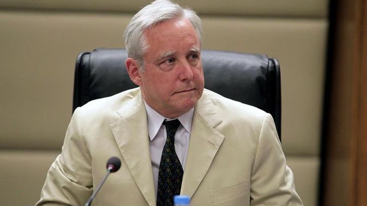 Πρώην πρέσβης των ΗΠΑ για Κουφοντίνα: Πρέπει να μείνει σε αληθινή φυλακή, χωρίς άδειες, χωρίς φάρμες