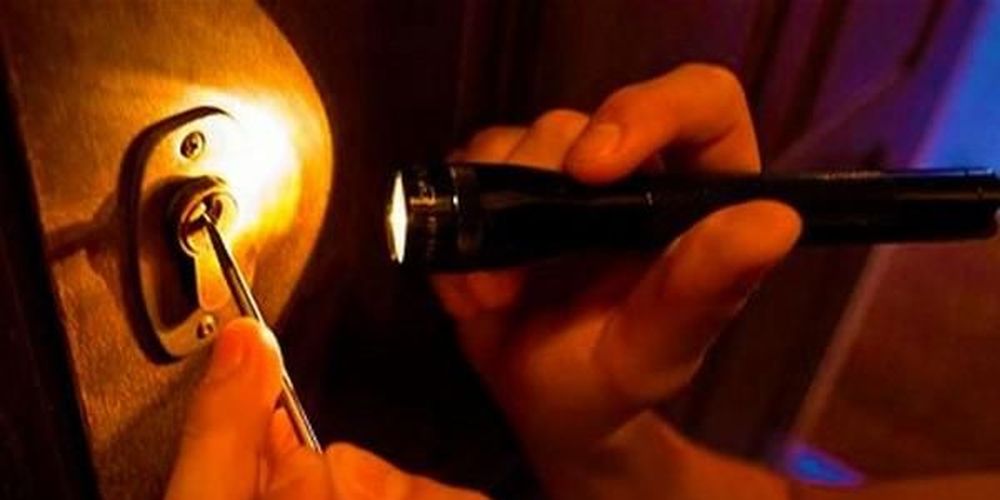 Ροδοδάφνη Αιγιαλείας : Πήγε να διαρρήξει το εξοχικό αλλά...