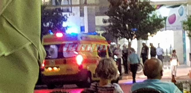 Πάτρα: Αποσύρθηκαν οι αντιεξουσιαστές που έκαναν κατάληψη στα γραφεία της "Ελληνικής Λύσης" του Βελόπουλου- Ένα άτομο έπεσε λιπόθυμο- BINTEO- ΦΩΤΟΓΡΑΦΙΕΣ