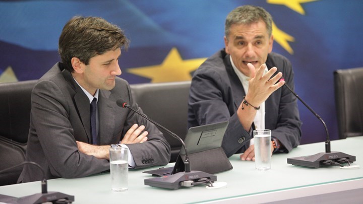 Συντάξεις: Τα σενάρια που εξετάζονται - Σήμερα ραντεβού Τσακαλώτου-Χουλιαράκη με τους δανειστές