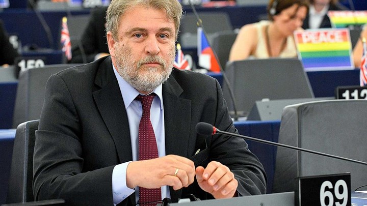 Νότης Μαριάς: Να γίνει δημοψήφισμα για τη συμφωνία των Πρεσπών