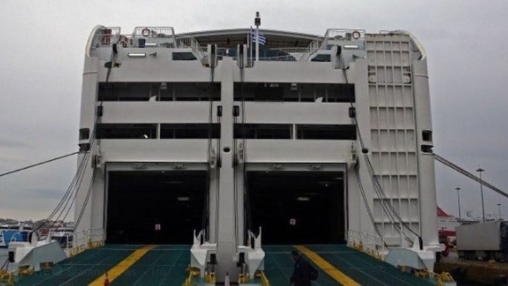 Κανονικά τα δρομολόγια των πλοίων από Πειραιά, Ραφήνα, Λαύριο