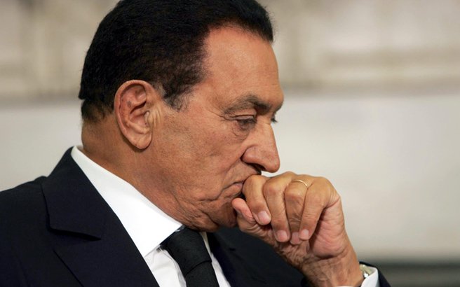 Αίγυπτος: Ελεύθεροι με περιοριστικούς όρους οι δύο γιοι του Μουμπάρακ