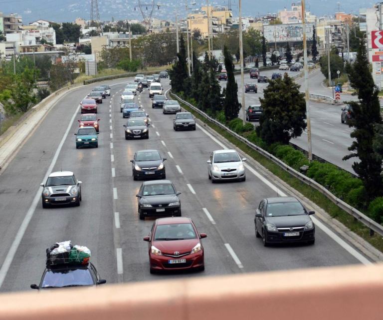 Ουρές χιλιομέτρων στην Αθηνών – Λαμίας – Απίστευτη ταλαιπωρία