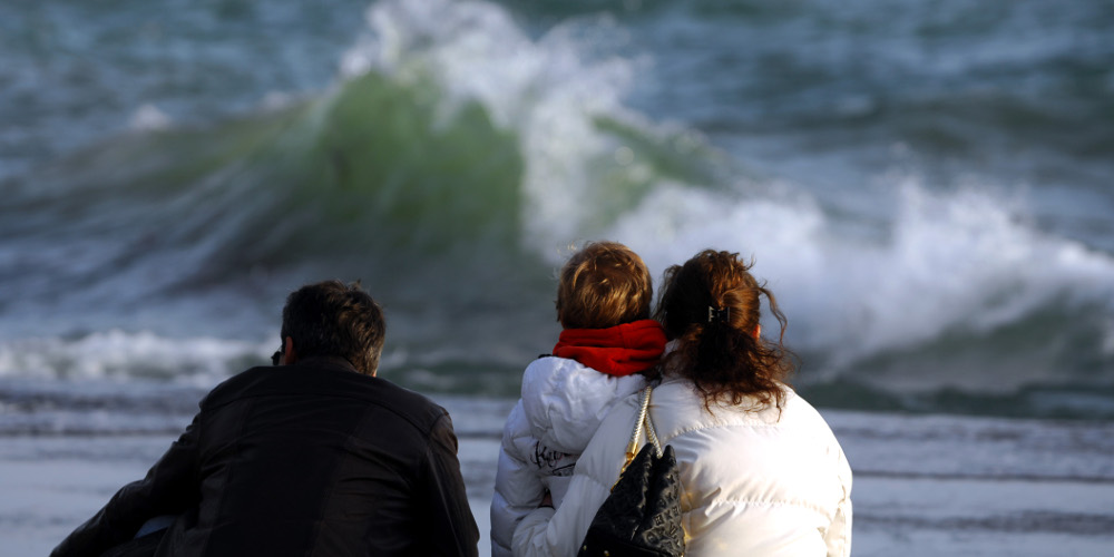 Πρόγνωση καιρού: Πού θα χτυπήσει ο «Ζορμπάς» τη Δευτέρα