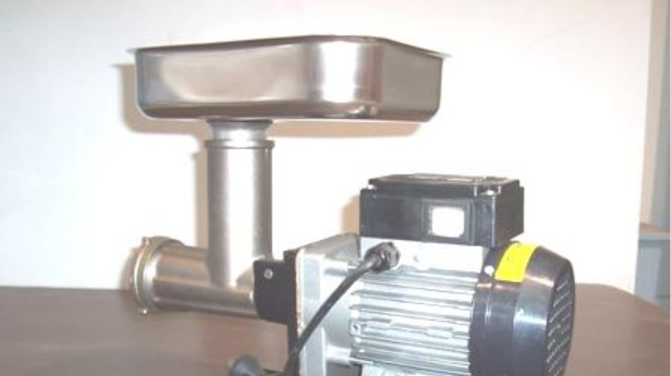 Κιμαδομηχανή άλεσε το χέρι 17χρονης