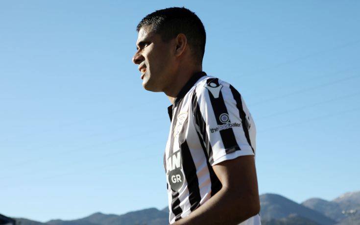 Λέο Μάτος: Στην Ελλάδα υπάρχουν παίκτες που παίζουν σαν κορίτσια