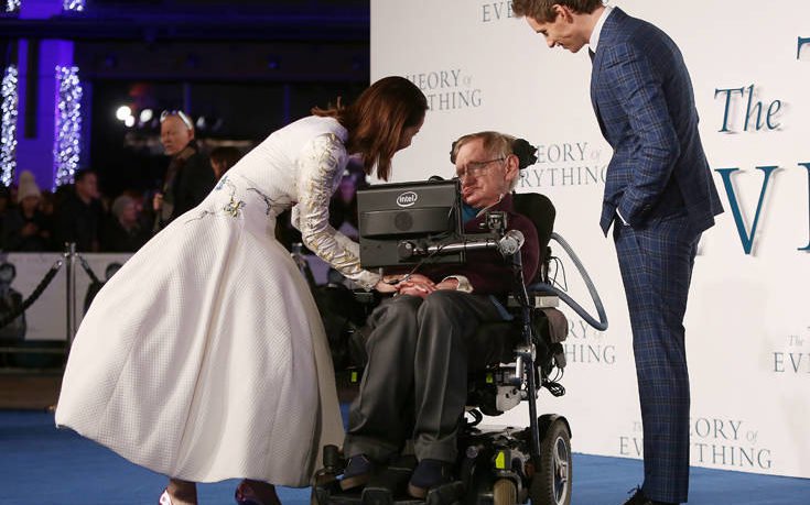 Σε δημοπρασία το αναπηρικό αμαξίδιο του Στίβεν Χόκινγκ