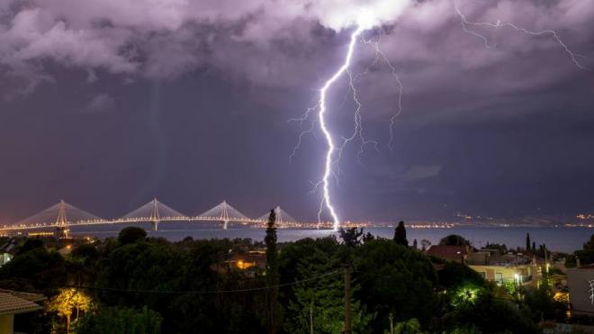Άλλαξε πορεία ο «Ορέστης» -Ποιες περιοχές θα πλήξει η κακοκαιρία - Στο στόχαστρο η Δυτική Ελλάδα