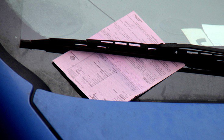 Εκατοντάδες οδηγοί που μιλούσαν στο κινητό στην «τσιμπίδα» της Τροχαίας - ΣΤΟΙΧΕΙΑ