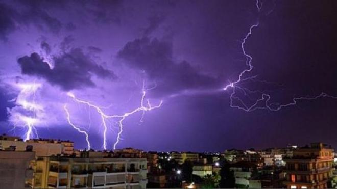 Εισβολή ψυχρής μάζας από τη βόρεια Ευρώπη ενδέχεται να αλλάξει τον καιρό στην Ελλάδα