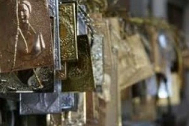 Ιερόσυλοι έκλεψαν 40 τάματα από Ιερό Ναό