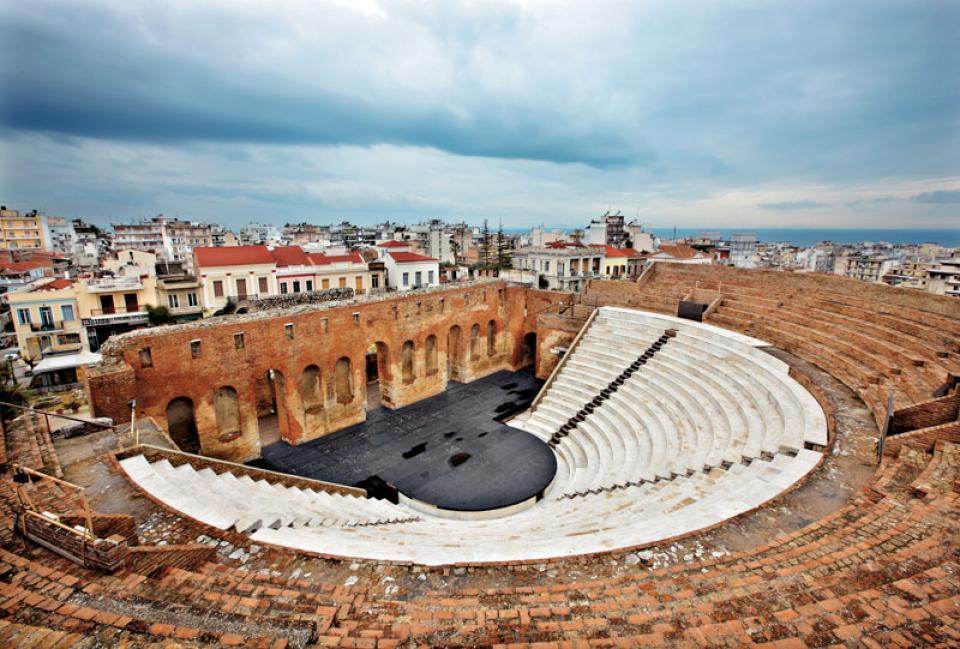 Τι απαντά το Υπουργείο για την πώληση Αρχαίου Ωδείου, Κάστρου και Αρχαιολογικού Μουσείου που προκάλεσε από έκπληξη έως θυμηδία