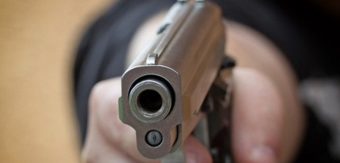 Αγρίνιο: Της έβαλε στο κεφάλι το όπλο! Η 45χρονη μπήκε σε μαγαζί και ο 58χρονος εξαφανίστηκε...