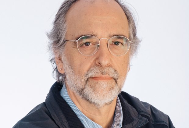 Ανδρέας Καλλιβωκάς: Ο Πατρινός Φαρμακοποιός μιλά για το πρώτο του μυθιστόρημα "Αγαπημένη μου Δανάη"