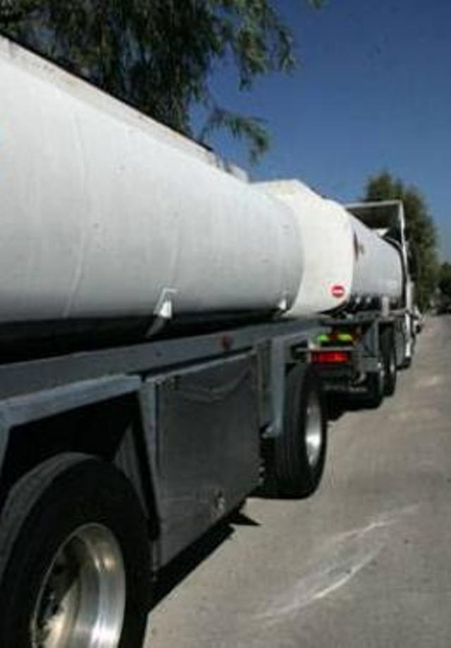 Ολύμπια Οδός: Τροχαίο με βυτιοφόρο και Ι.Χ στο ύψος των Σελιανιτίκων