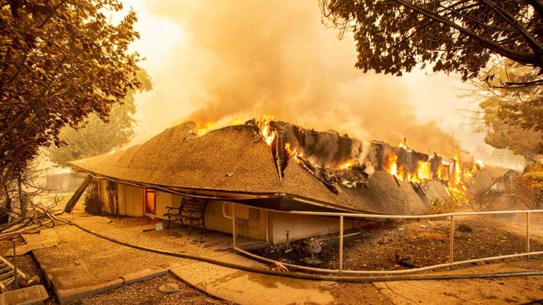 Καλιφόρνια: Η φονική φωτιά συνεχίζει- Στους 31 έφτασαν οι νεκροί