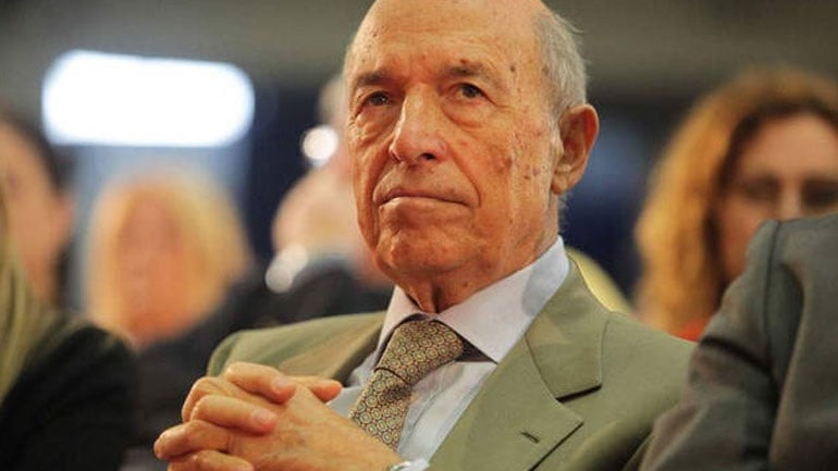 Ανοίγουν οι λογαριασμοί του Κώστα Σημίτη, συγγενών και υπουργών του