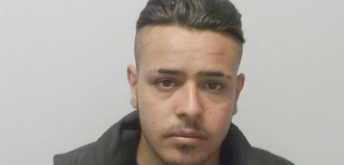 Αυτός είναι ο αλλοδαπός βιαστής ανηλίκου - Μόλις 3 ετών το θύμα του - ΦΩΤΟ