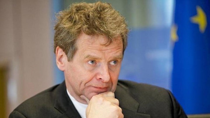 Πωλ Τόμσεν: Αναγκαία η μεταρρύθμιση των συντάξεων