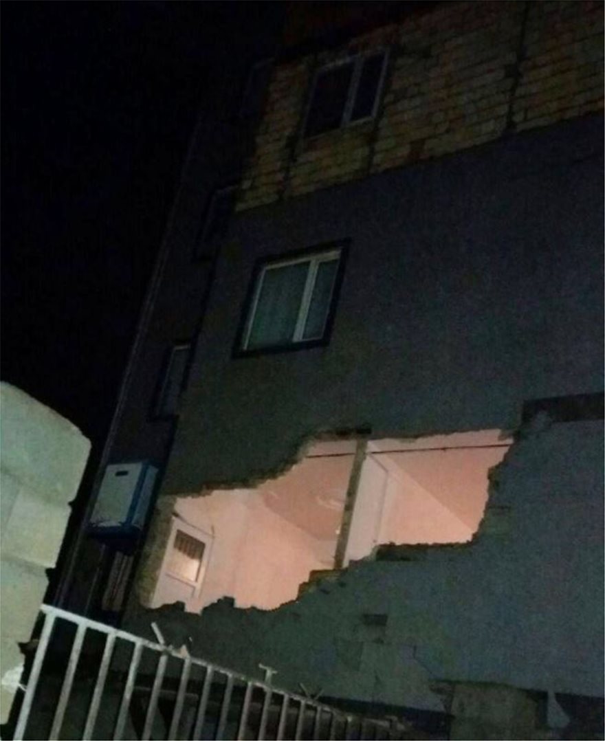 Ιράν: Στους 115 οι τραυματίες του σεισμού 6,3 ρίχτερ