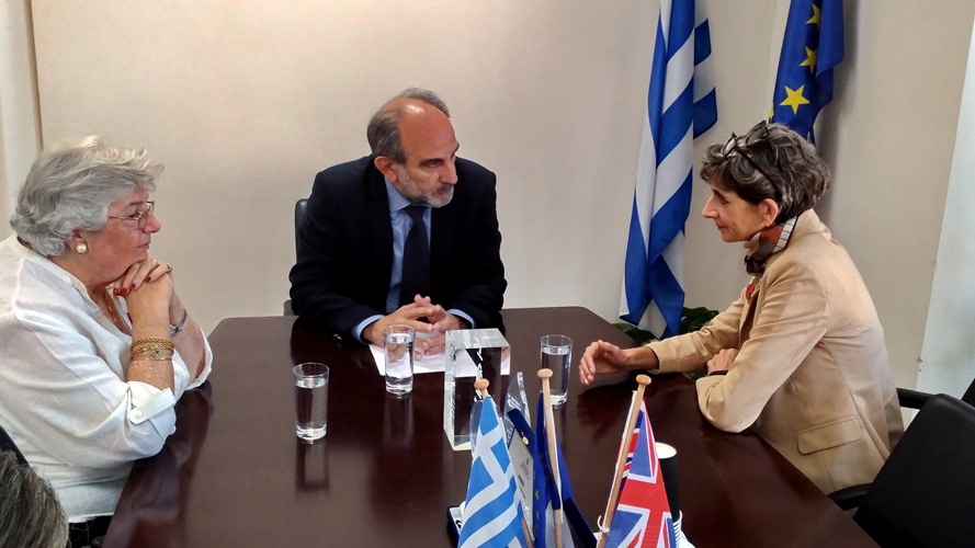 Η Πρέσβης της Αγγλίας χρησιμοποίησε τη Μικρή Περιμετρική της Πάτρας - Τί είπε για την εμπειρία αυτή