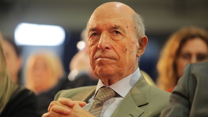 Νέες αποκαλύψεις για τον ρόλο Σημίτη στην υπόθεση C4I