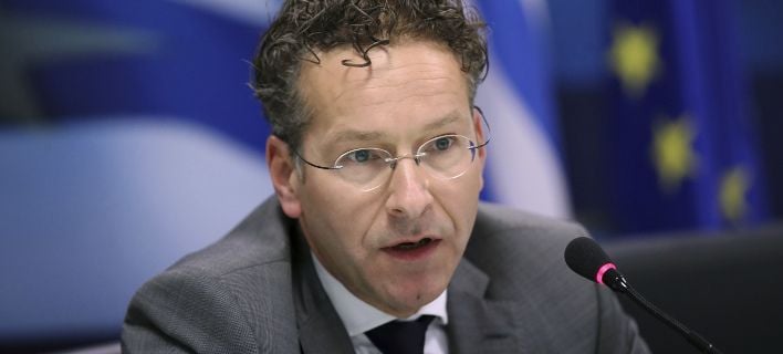 Ντάισελμπλουμ: Αν είχαμε αφήσει την Ελλάδα να φύγει από το ευρώ, η ευρωζώνη θα βυθιζόταν στο χάος