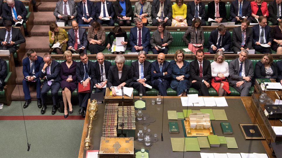 ΕΚΤΑΚΤΟ: Κατατέθηκε η πρόταση μομφής για τη Μέι - Σήμερα η ψηφοφορία