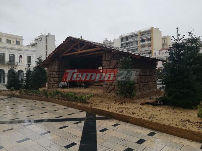 Αναβάλλεται η σημερινή εκδήλωση για την έναρξη λειτουργίας του Χριστουγεννιάτικου Χωριού - Λόγω άσχημων καιρικών συνθηκών - ΦΩΤΟ