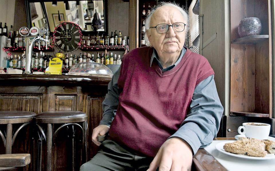 Εφυγε από τη ζωή ο ποιητής Μάρκος Μέσκος