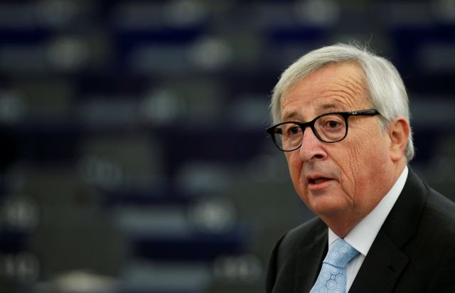 Η Daily Mail «καίει» τον Γιούνκερ για χλιδάτα επαγγελματικά ταξίδια