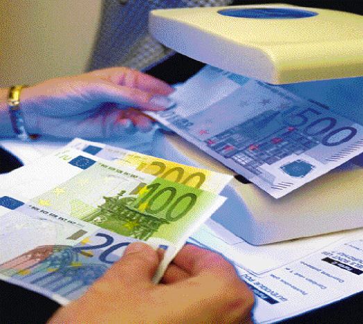 Δυτική Ελλάδα: Πως θα εντοπίσετε παραχαραγμένα νομίσματα - Τι συμβουλεύει η ΕΛ.ΑΣ