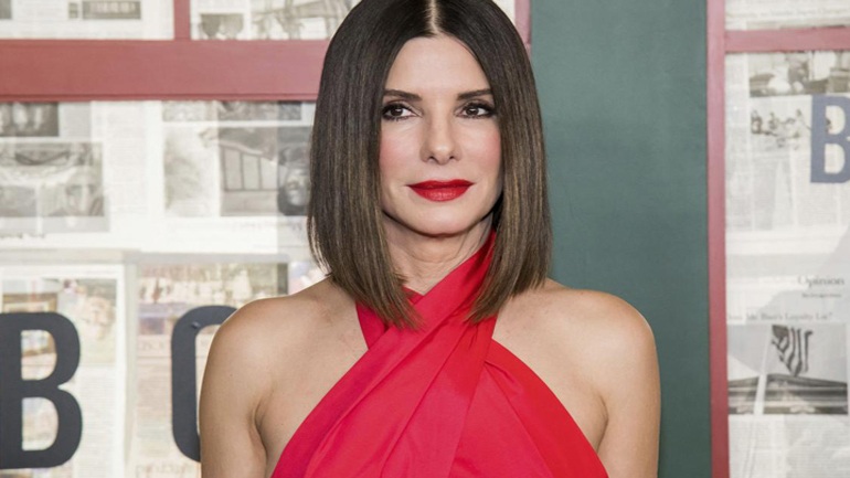 Η Σάντρα Μπούλοκ αποκαλύπτει πώς είναι τα πλάσματα στο «Bird Box»