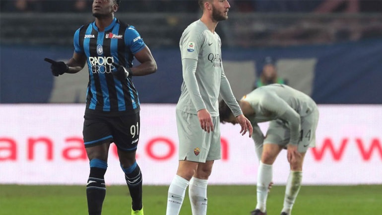 Ιταλία: «Αυτοκτόνησε» η Ρόμα - Έχασε τη νίκη κόντρα στην Αταλάντα αν και κέρδιζε 3-0!