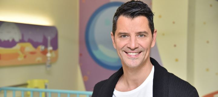 Ο Σάκης Ρουβάς ηγείται της εκστρατείας του «Όλοι Μαζί Μπορούμε» και στο περιβάλλον