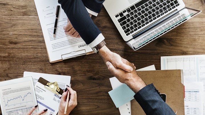 Συνταξιοδότηση: Ποιους συμφέρει και πόσο κοστίζει η εξαγορά πλασματικών ετών