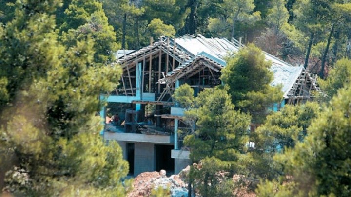 "Παγίδες" για τα αυθαίρετα το Κτηματολόγιο και το Περιουσιολόγιο